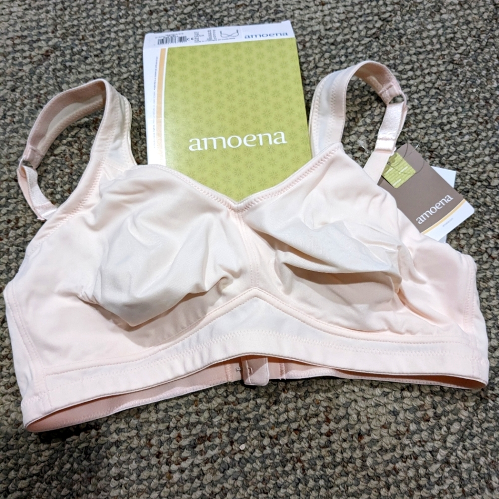 NWT Mastectomy Bra (Without Inserts)
